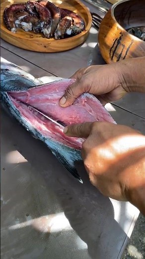 Fish with Eggs Inside: How to Cook Fish Roe & Eggs Perfectly Inside the Fish 🍳🐟