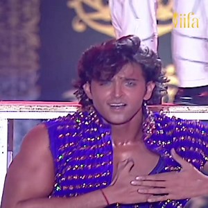 #FlashbackFriday Ft. #HrithikRoshan’s amazing performance from IIFA Awards 2006 which was held in Dubai, UAE! 🕺🏻🔥 #IIFA #Bollywood | IIFA Awards