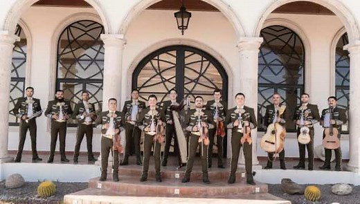 “El cascabel”🔥🎶#mariachis #viral #viralvideo #fyp #parati #foryou #foryoupage #elcascabel #music #fyppppppppppppppppppppppp #tiktok #fyp #fypシ #vihuela #reels #trending #mariachistiktok #zacatecas #jalisco