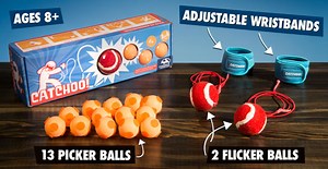 Catchoo 3.0: Pick-up game with Velcro ball targets and a fun elastic grabber.