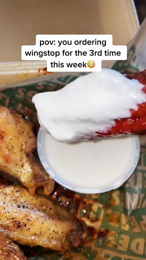 Starting the weekend off right 😍 📹: @Jerry #Wingstop