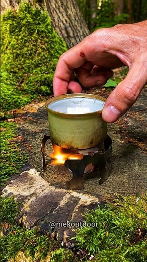✅ The guy shows SURVIVAL skills in the FOREST 💦 #camping #survival #bushcraft #outdoors #lifehack
