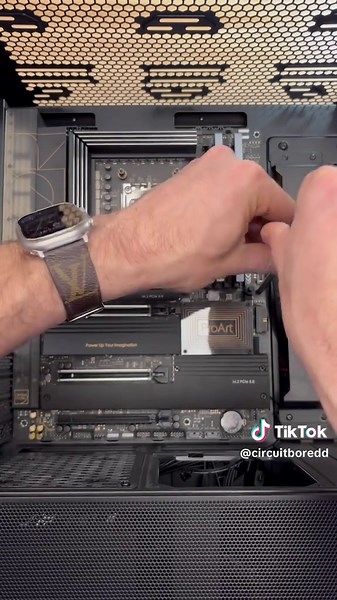 What Went Wrong with This Custom PC Build?