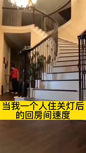 SMJK_MEMEs 梗图➕宣传 on Instagram: "小时候的我"