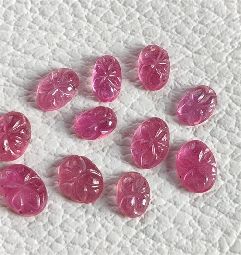 11 Pcs Ruby Glass Filled Carving Gemstone Lot, Handmade Oval Thailand Ruby, 16.15 Ct (9x6x3 to 7x5x3) Mm Jewelry Making - Etsy
