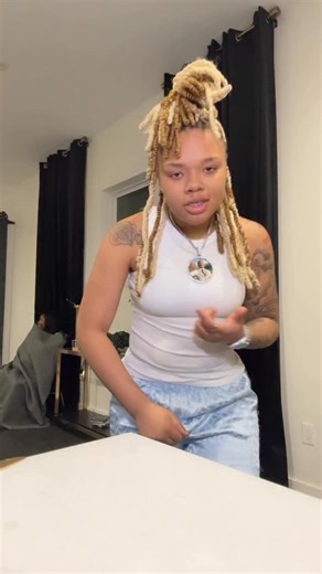 Ayanna chapman on Instagram: "We don’t mind 😩 #wlw #stemhouse"