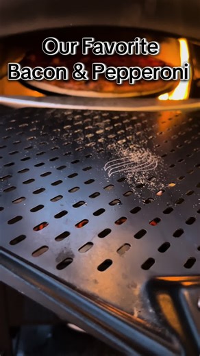 #TikTokCreatorSearchInsightsIncentive! Our Favorite Bacon-Pepperoni Quality Homemade Backyard Pizza! Everyone Can Make Great Pizza With a Blackstone Pizza Oven! #pizza #homemadepizza #blackstonepizzaoven #blackstonproducts @Blackstone Griddles @Blackstone Recipes