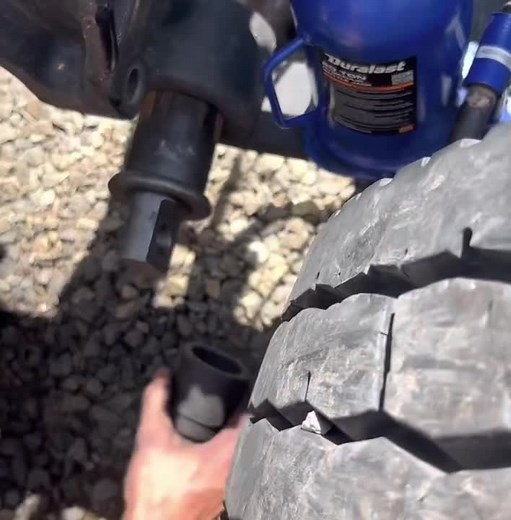 How change spring bushing👌🏻