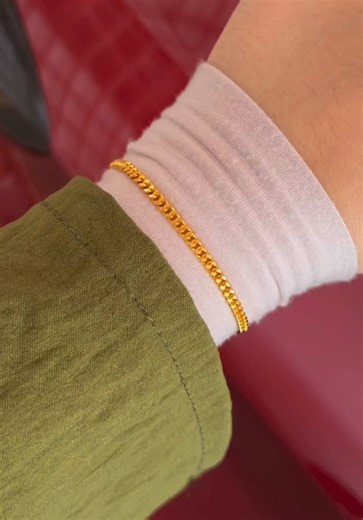 Affordable Women's Bracelets: Stylish and Trendy