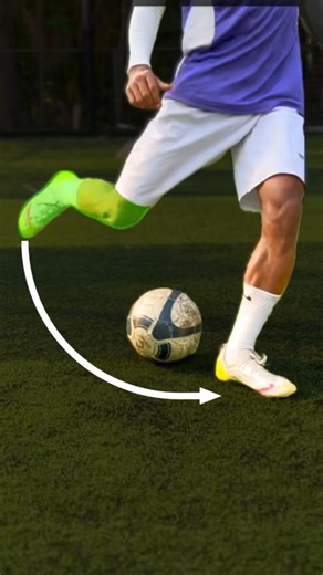 Learn this Insane Viral Penalty Kick 💀🤯🔥 . . . . #tutorial #football #penalty #soccer #reels
