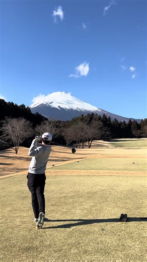 Exploring Golf in Japan with Mt. Fuji Backdrop