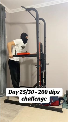 Day 25/30 - 200 Dips Challenge 💪🏻🔥 #shorts #dips #fitness