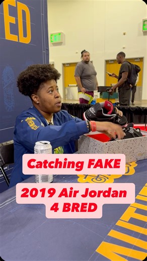 Sneaker Con on Instagram: "Catching fake 2019 Air Jordan 4 Bred Get FREE Authentication at Sneaker Con ✅ 🏛️ Washington DC Dec 6-7 ☀️ Ft Lauderdale Jan 10 Tickets : Sneakercon.com"