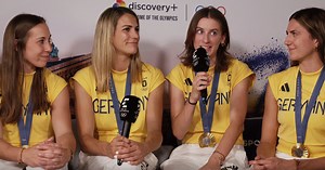 Olympia 2024 - 3x3 Basketball: Elisa Mevius und Co. tauchen in ihre Emotionen nach Goldmedaille ein