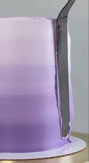 The Most Satisfying Cake You’ll See Today 🍰