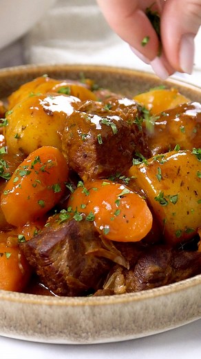 52K views · 239 reactions |  Fall-apart pork that tastes like it simmered all day — the Instant Pot does the work. Recipe link in comments  | JoCooks | Facebook