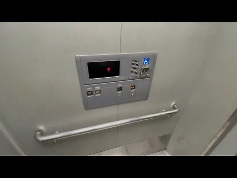 (不具合) アナウンスが故障している東芝エレベーター