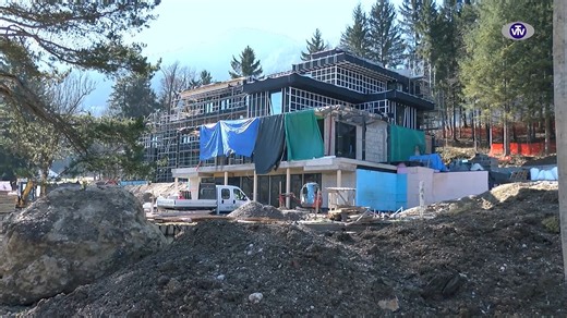 Prve jutranje novice - četrtek, 26. 2. 2026 ➡ Občina Rogaška Slatina prejela zlati ISSO certifikat razvojne odličnosti ➡ Na Rimskem vrelcu v Kotljah se nadaljujejo gradbena dela, kjer bo že kmalu stal nov butični hotel ➡ Zmagovalec koroške licitacije z rekordno ceno blizu 30.000 evrov ➡ V Mozirju po 24 letih vrata znova odpira kino | VTV Studio