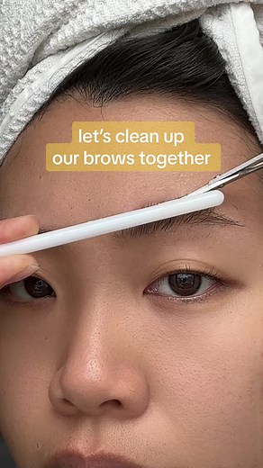 How to Clean Up Your Brows Easily