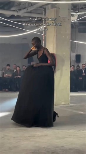 Anok Yai closed the Vetements show as the black widow. #shorts #anokyai #runway #fashion