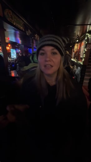 Coffee shop blues 🧡 | Junk & Java