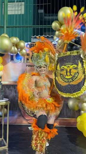 Fernanda Bastos - Porta Estandarte 2026