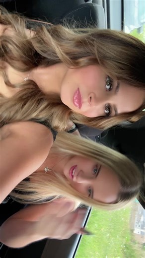 elize:) (@x.elizee.xx)’s videos with Running Around - Ely Oaks