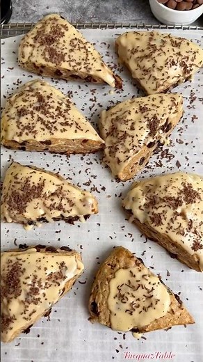 Chocolate Chip Banana Scones(Banana Bread), definitely need to try them🍌🍫 #scones #baking
