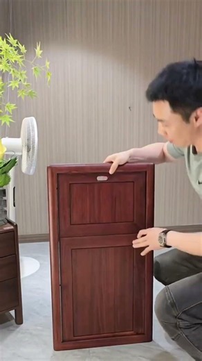 Smart Foldable Wall Chair Design — Saves Space Instantly 🪑