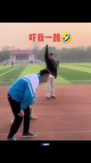 Hellomemess on Instagram: "哈哈哈，在做梦🤣🤣 . . #梗圖 #梗圖大全 #搞笑 #梗图系列 #梗图笑话 #memesdaily #生活 #十二星座 #搞笑語錄 #搞笑日常 #电影片段 #搞笑电影 #马来西亚 #抖音视频 #抖音热门"