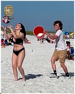 6.1K views · 23 reactions | When Life Feels Too Serious… Watch This 藍 | BEATBOX BATTLE | Facebook