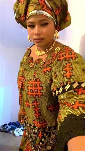 Vidéos de Diomande Aïcha🤩 (@diomande.nichia) avec son original - diomande ibrahim