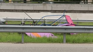 2 Dead After Ultralight Aircraft Crashes on Texas Interstate