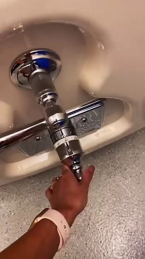 Water Birth or Water Labor #reels - - - #ernurse #fun #birth #water #waterbirth #laboranddelivery #labornurse #laboranddelivery #child #childbirth #pregnancy #pregnant #pregnancytips #hospital #hospitalbirth #nurse #nursing | Anna the Nurse