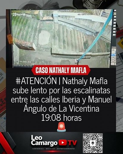 Nathaly Mafla sube lento por las escalinatas calles Iberia y Manuel Angulo de La Vicentina 19:08 H