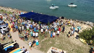 Surfing legend Dick Catri honored during Sebastian Inlet memorial service, paddle out