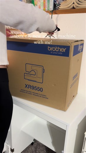 Unbox My New Sewing Machine and Discover Its Features