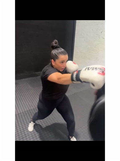 Pregnant Women Kickboxing: A Unique Fitness Journey