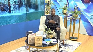 73K views · 7.7K reactions | Para várias situaçōes ore em línguas || Apóstolo Onório Cutane Não Perca! Lançamento Oficial: Dia 03 de Maio, em Maputo ⏰Horario: 17H00 Local: Centro de conferências Joaquim Chissano ( Na sala plenária ) Cinco obras transformadoras que vão equipar, inspirar e fortalecer ministros do Evangelho para cumprir o chamado com excelência!" | Onório Cutane | Facebook