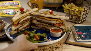 This week as part of our Ramadan Recipe Series, let's learn how to make some delicious Crispy Chicken Sandwiches. Here's what you'll need. 4 tbsp Astra 200g Chicken Fillet Bread 2 EggsFlourBread CrumbsLettuceTomatoesCheese Slices1 tsp Astra 1.5 tbsp Mustard Paste1 tbsp Thai Chilli1 tbsp Chopped Basil1 tsp Oregano Salt Black Pepper Enjoy! | Astra Sri Lanka
