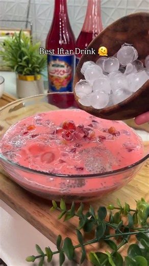 Reham Alamgir | My Most Viral Recipe from last year 🤯 Best Iftar Drink – Strawberry Sago 🍓🥛 Ingredients • Strawberry jelly (cubed) • Lychee jelly... | Instagram