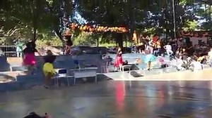 CHE MO PIRIMBAAA🎶🎶😍💃🕺!!! Felicitaciones a estos alumnos!! son geniales, bailaron súper bieeen👏👏👏 Sería lindo fomentar estos eventos en los colegios, queda hermoso y competir en programas que tengan de premios la colación y viajes, explotaría el rating🤩🤩 queda mucho más lindo éste tipo de bailes o los folklóricos antes que el meneo 😌 | Carmen Leguizamon