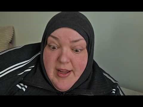 Foodie Beauty Justifies Her Defiance About Being BANNED From The Mall.