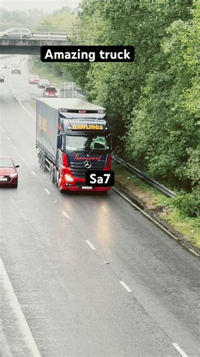 Heavy Mercedes-Benz! 👑🚛 #MercedesArocs #HeavyHaulage #automobile