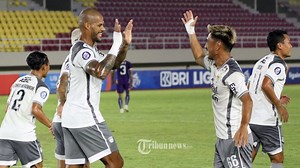 Live Streaming Indosiar Persib vs Persebaya di Liga 1, Link TV Online di Sini - Tribunnews.com