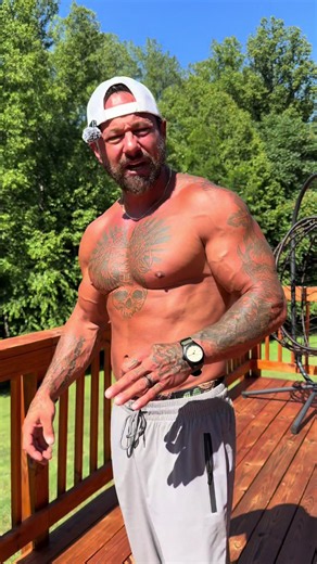 If you need new gym joggers, workout pants or comfortable everyday sweatpants, these are one of the best budget-friendly options I’ve found. The lightweight material keeps you cool, the athletic fit looks great, and the zipper pockets are something every pair of sweatpants should have. Perfect for fitness enthusiasts, travelers, busy dads, gym goers and anyone looking for comfortable men’s clothing that doesn’t cost a fortune. These are quickly becoming one of my favorite TikTok Shop finds. #gym
