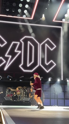 AC/DC Power Up Tour Highlights and Setlist