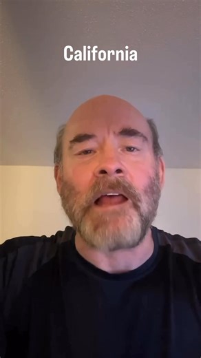 Los Angeles — I’m bringing the chaos (and the comedy) to The Upstairs Comedy Club on Jan 16. 😄 🎤 Stand-up at 7PM 🧠 Office Trivia at 9:30PM And yes — my son is joining me: opening the show as @sargento_official (singing in Spanish like it’s nothing) and co-hosting trivia… because apparently I’m raising competition. 🎟️ Tickets: david-koechner.com Come laugh. Come play trivia. Come witness the family operation in progress #DavidKoechner #LosAngeles #DTLA #TheUpstairsComedyClub #sargentoofficial