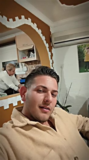 Βίντεο χρήστη imparotor dino💵🇬🇷 (@imparotordino) με μουσική Dilberko - SHERİİ🇧🇬