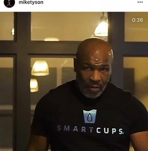 Still the 👑 of 🥊 . Unbelievable:)) @miketyson | Peter Andre